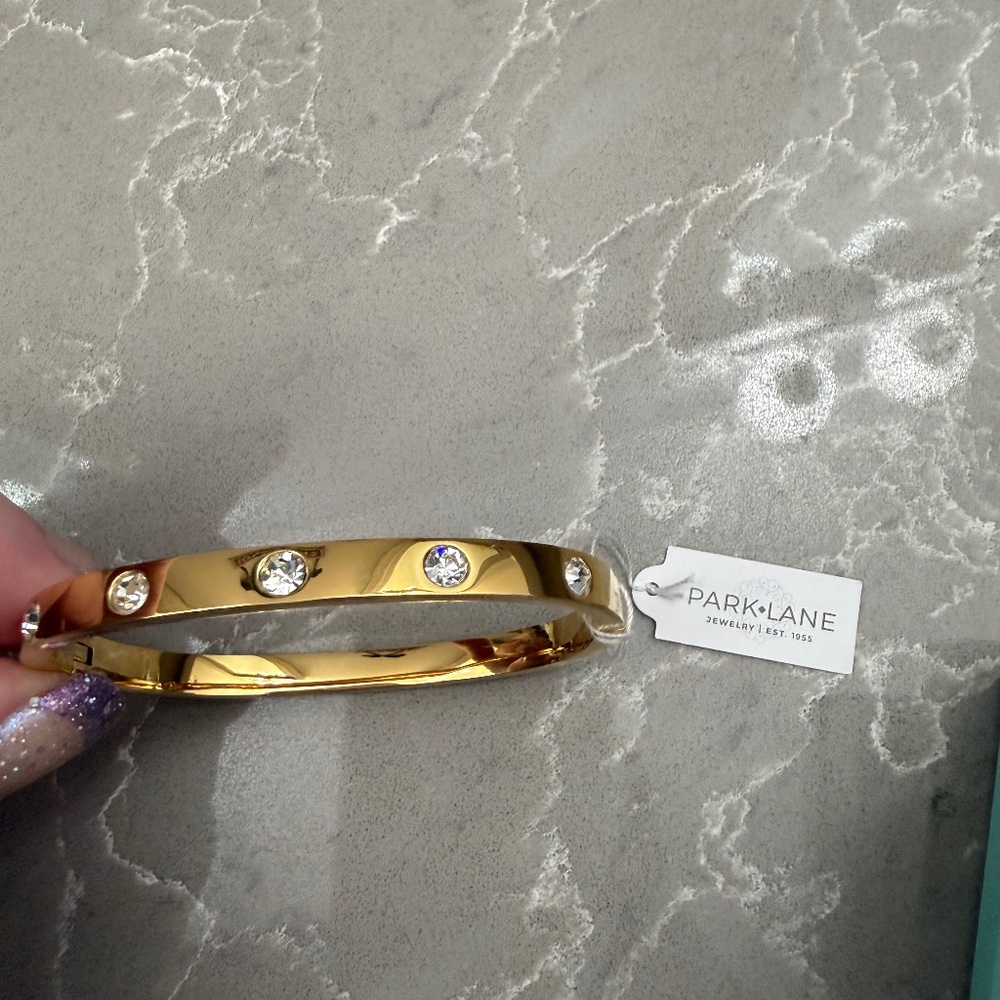 Brand new Park Lane Jewel bracelet gold
